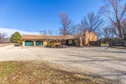 2282 Camp Rd, Solomon, KS 67480