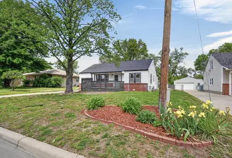 4400 W 11th St N, Wichita, KS 67212