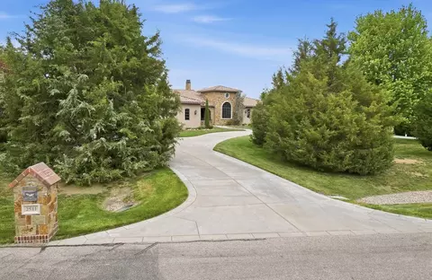 2511 E Flint Hills National Prkwy, Andover, KS 67002