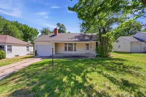 642 S Sylvan, Wichita, KS 67218