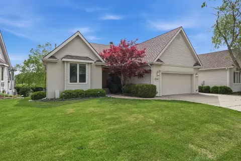 12740 E Bradford Cir, Wichita, KS 67206