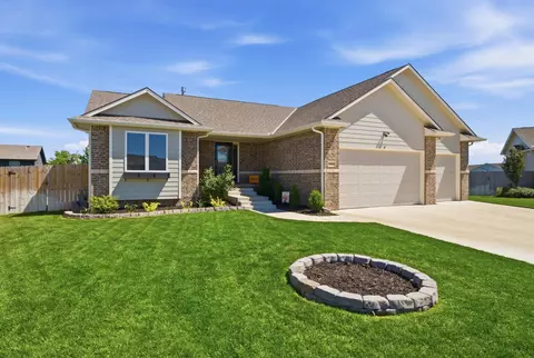 13021 W Blake Ct, Wichita, KS 67235
