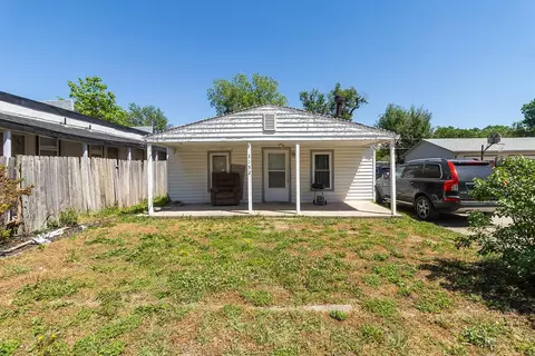 3152 N Wellington Pl, Wichita, KS 67204