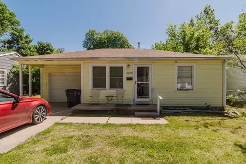 1020 Waverly, Wichita, KS 67218