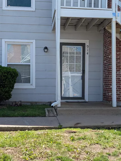 1717 S Cypress #914, Wichita, KS 67207