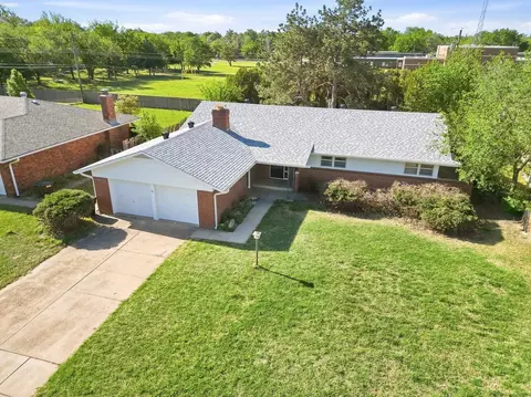 2301 W 16th St N, Wichita, KS 67203