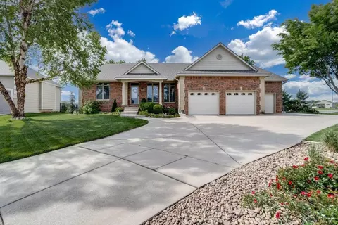 6813 W Northwind Cir, Wichita, KS 67205