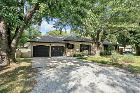 Homes For Sale in 67204, KS | Real Estate & Listings | Movoto