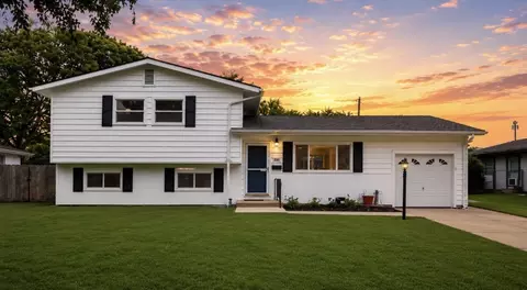 995 N Country Acres Ave, Wichita, KS 67212