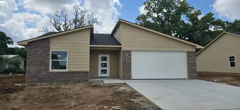 207 Tomahawk, Clearwater, KS 67026