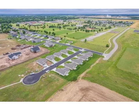 1249 E Park Glen Ct, Clearwater, KS 67026