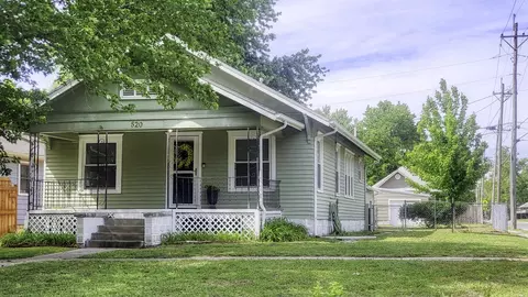 520 E 15th, Winfield, KS 67156