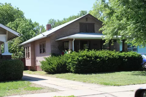 938 S 5th St, Salina, KS 67401