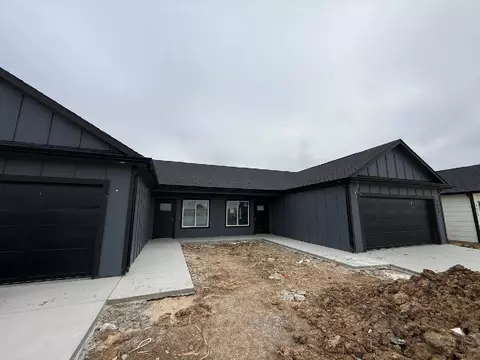94089410 E Wassall St, Wichita, KS 67210