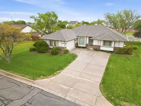 1934 S Stacey St, Wichita, KS 67207