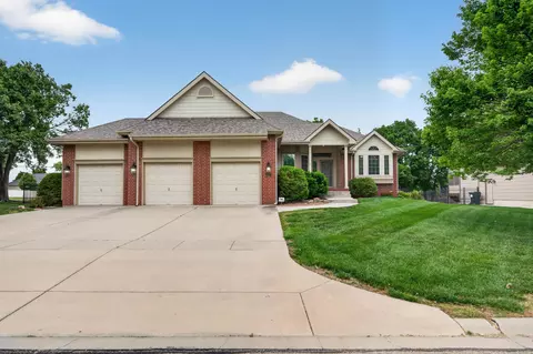 448 Bridgefield Ct, Wichita, KS 67230