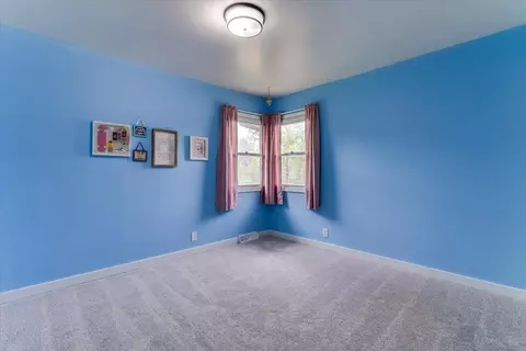 Bedroom - 528 Sweezy, Halstead, KS 67056 photo 1 of 6
