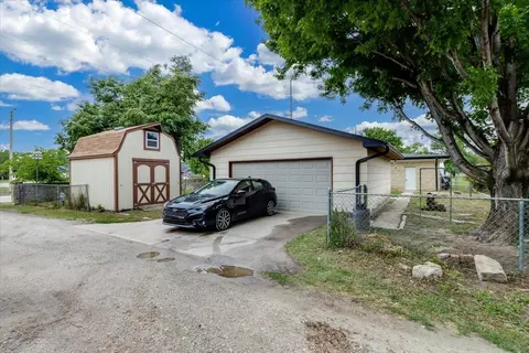 Exterior - 528 Sweezy, Halstead, KS 67056 photo 4 of 4