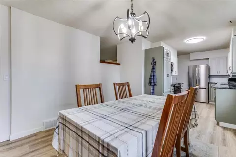 Dining - 528 Sweezy, Halstead, KS 67056 photo 2 of 2