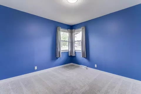 Bedroom - 528 Sweezy, Halstead, KS 67056 photo 3 of 6