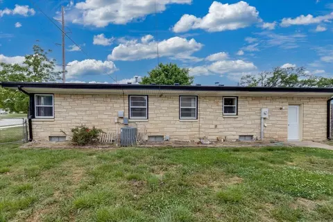 Exterior - 528 Sweezy, Halstead, KS 67056 photo 3 of 4