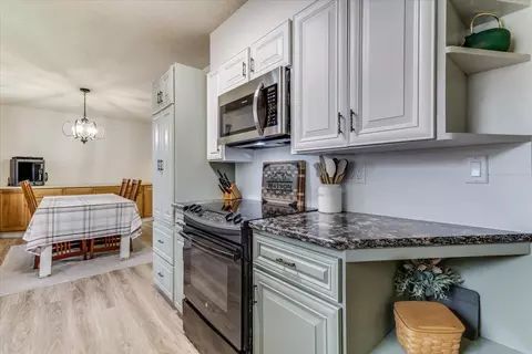 Kitchen - 528 Sweezy, Halstead, KS 67056 photo 2 of 3