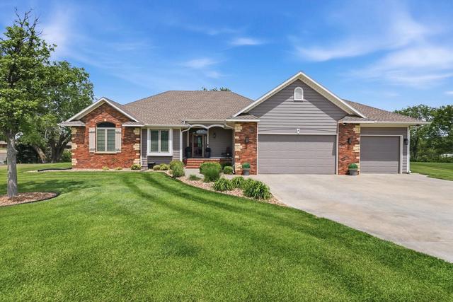 4 Waterbrook Ter, South Hutchinson, KS 67505