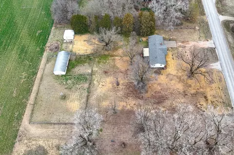1155 N Oliver Rd, Belle Plaine, KS 67013