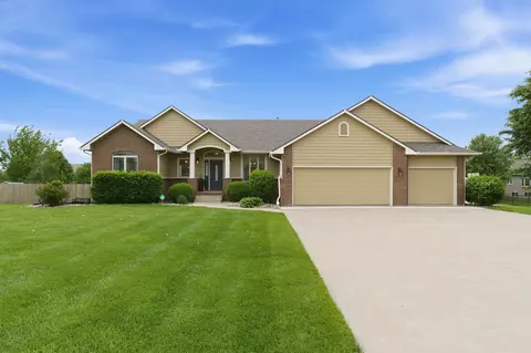 1335 Kala Ct, El Dorado, KS 67042
