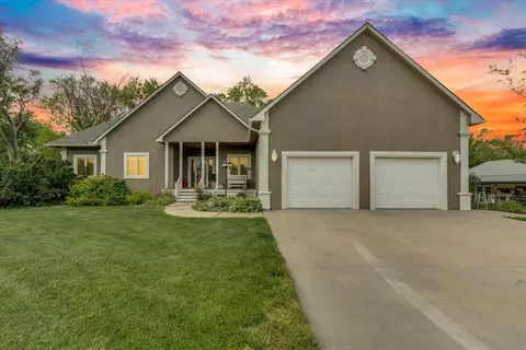 Exterior - 521 E Whispering Mdws, Potwin, KS 67123 photo 12 of 12