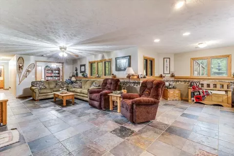 Living - 521 E Whispering Mdws, Potwin, KS 67123 photo 4 of 5