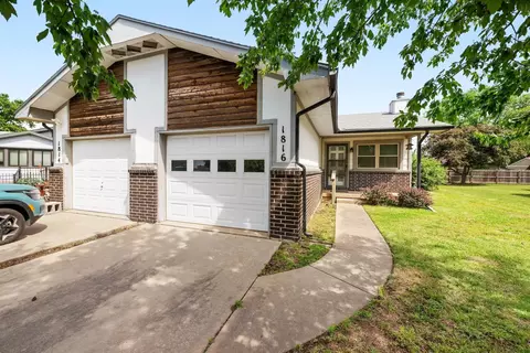1816 E Fernwood St, Wichita, KS 67216
