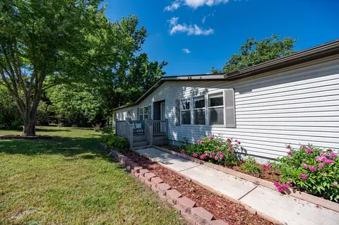 1905 SW Sunny Hls, El Dorado, KS 67042