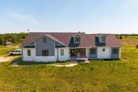 18260 Prairie Crk, Rose Hill, KS 67133