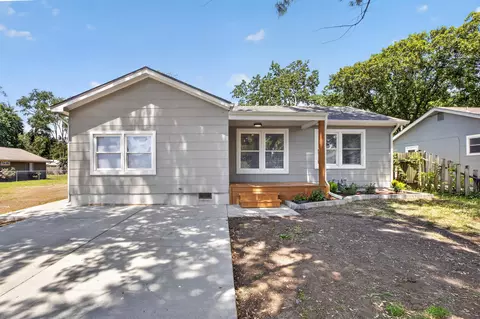 Exterior - 428 E Bridge St, Mulvane, KS 67110 photo 2 of 6