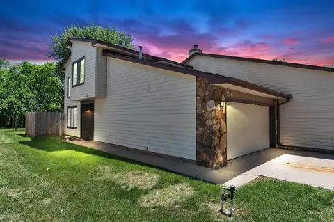 2014 N Woodlawn Blvd, Derby, KS 67037
