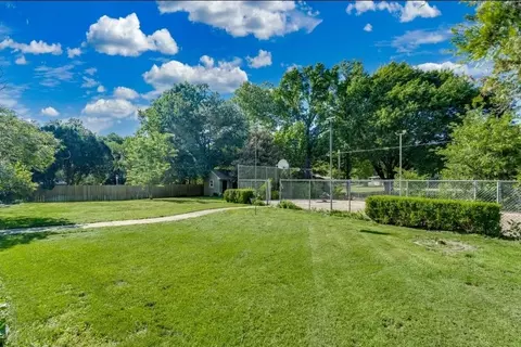 Exterior - 16 N Circle Dr, Mulvane, KS 67110 photo 2 of 2