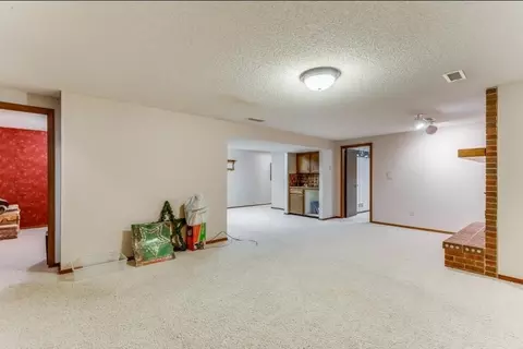 Living - 16 N Circle Dr, Mulvane, KS 67110 photo 6 of 8
