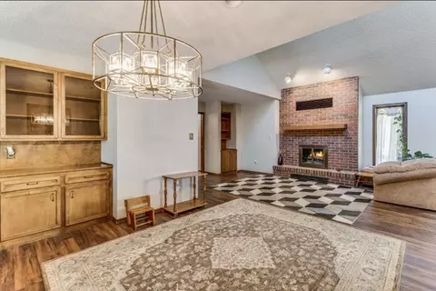 Living - 16 N Circle Dr, Mulvane, KS 67110 photo 2 of 8