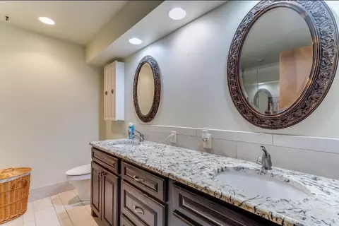 Bath - 16 N Circle Dr, Mulvane, KS 67110 photo 2 of 4