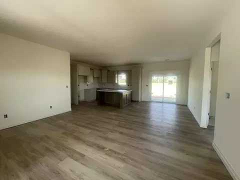 2006 E Limestone St, Andover, KS 67002 photo 2