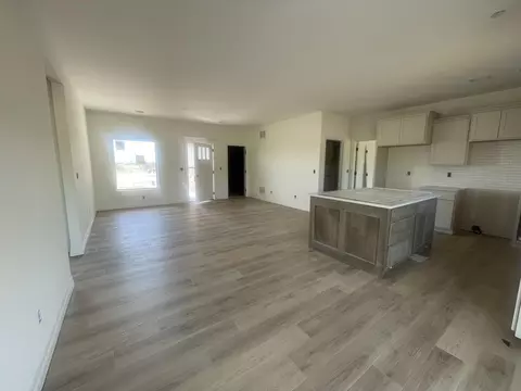 2006 E Limestone St, Andover, KS 67002 photo 3