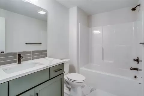 Bath - 4455 N Grey Meadows St, Maize, KS 67101 photo 4 of 4