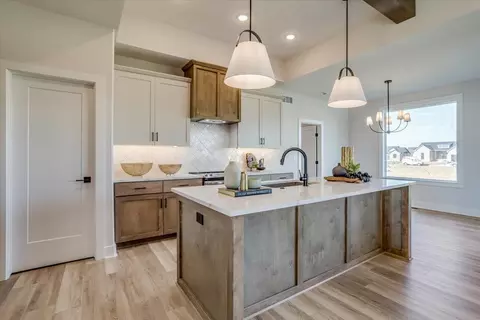 Kitchen - 4455 N Grey Meadows St, Maize, KS 67101 photo 2 of 7