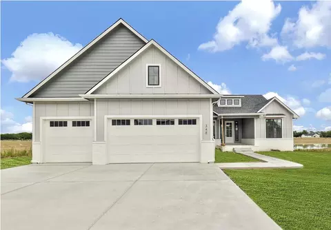 3471 Bearsden, Derby, KS 67037