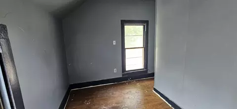 Bedroom - 702 E 12th Ave, Winfield, KS 67156 photo 2 of 4
