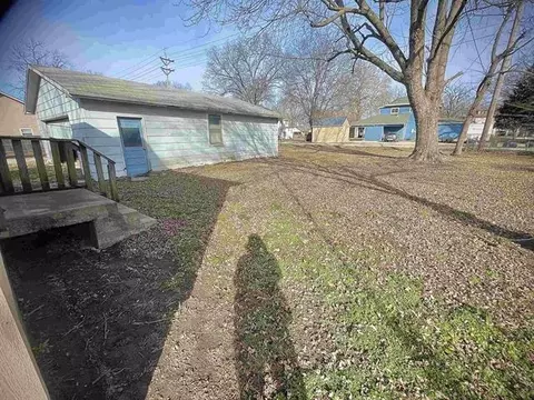 Exterior - 702 E 12th Ave, Winfield, KS 67156 photo 2 of 2