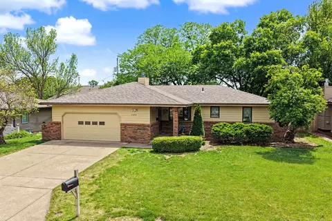 2436 Village Ln, Salina, KS 67401