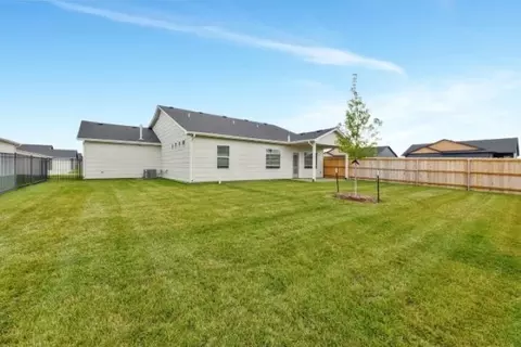 1013 W Long Path, Goddard, KS 67052 photo 8