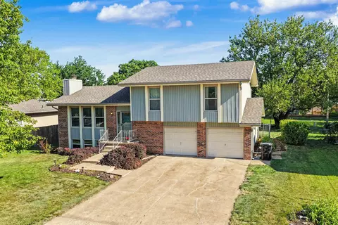 209 Laura St, Salina, KS 67401